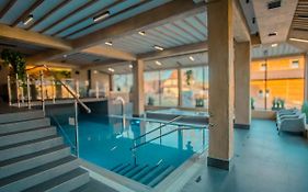 Helan Family & Spa